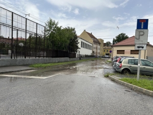 Adott az első megoldandó feladat